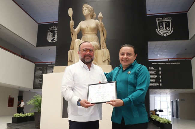 DISERTAN CONFERENCIA MAGISTRAL POR EL BICENTENARIO DEL PODER JUDICIAL DE CHIAPAS