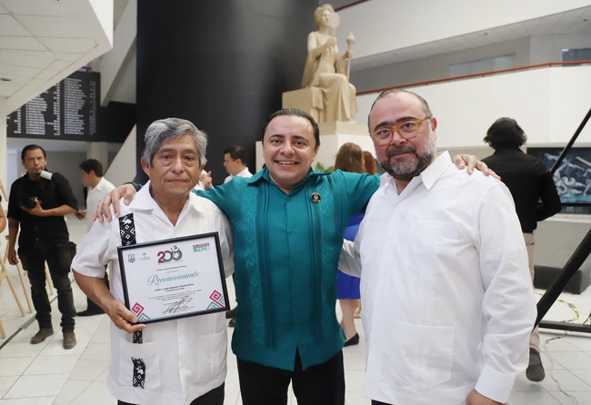PRESENTAN EXPOSICIÓN FOTOGRÁFICA Y EXPO-VENTA EN EL MARCO DEL FESTEJO DE LOS 200 AÑOS DEL PODER JUDICIAL