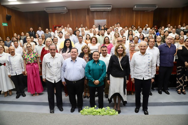 HISTÓRICO CONVERSATORIO REÚNE A EXTITULARES DEL PODER JUDICIAL PARA CELEBRAR 200 AÑOS DE JUSTICIA EN CHIAPAS