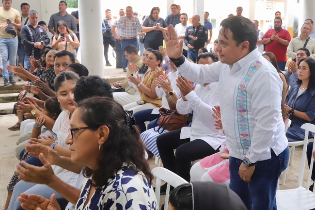 JUAN CARLOS MORENO GUILLÉN ATESTIGUA PROFESIÓN DE...