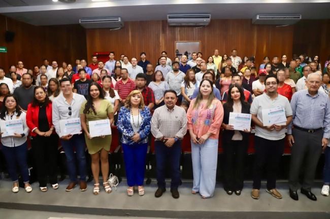 RESTAURAR VÍNCULOS FAMILIARES, UNA POLÍTICA DE CON...